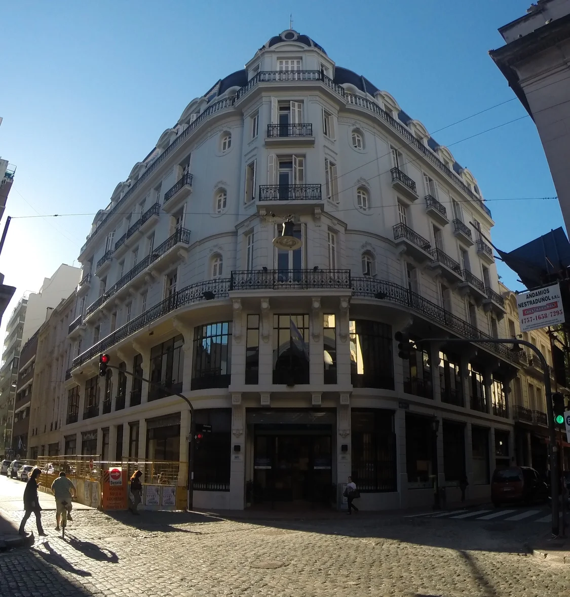 Building in Monserrat