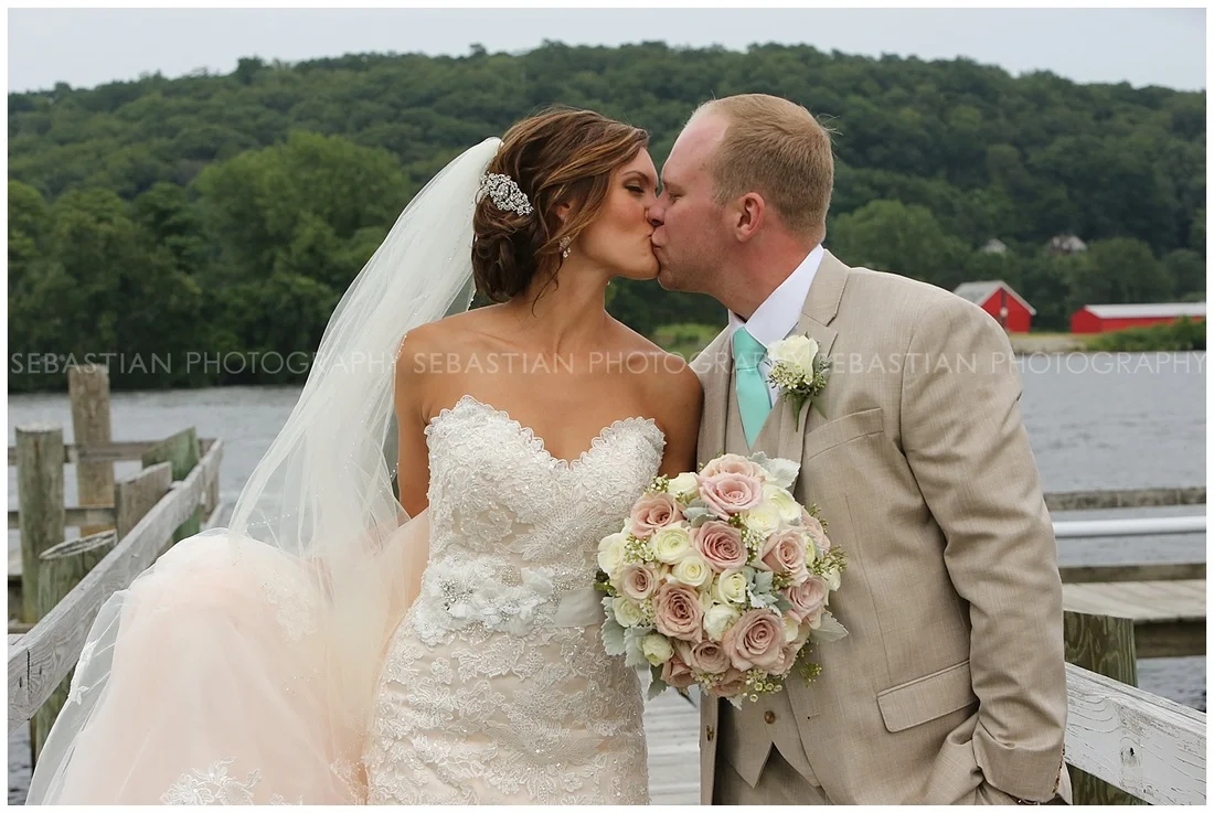 Sebastian_Photography_Wedding_Riverhouse_Connecticut51.jpg
