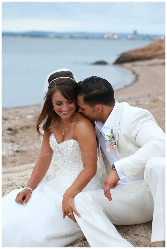KEVIN & BRIANNA / LIGHTHOUSE POINT PARK / CT BEACH / WEDDING PHOTOGRAPHY