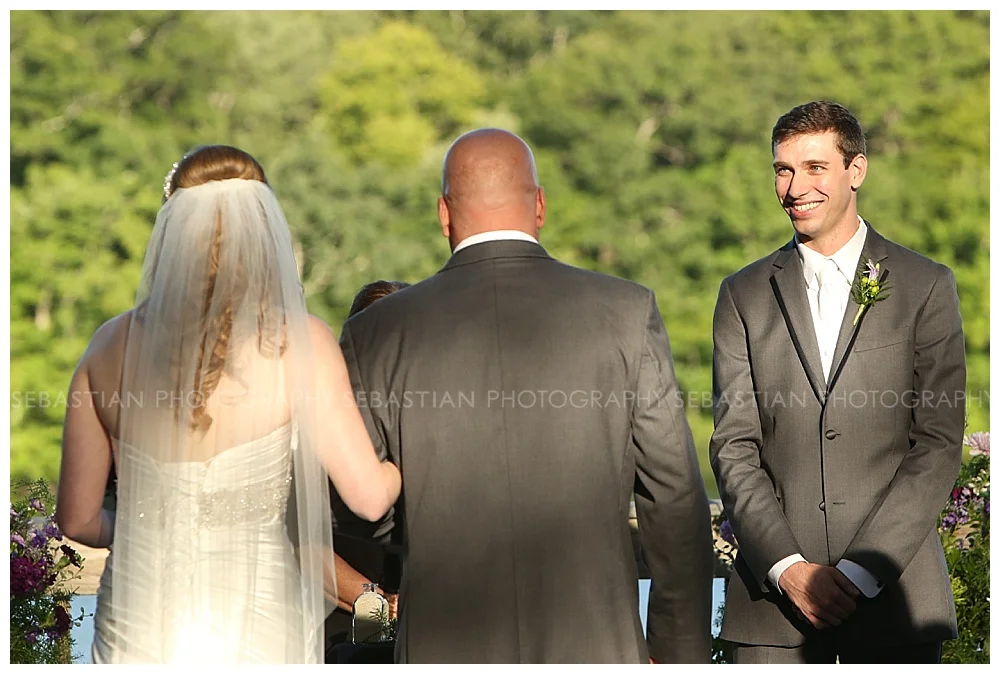 Sebastian_Photography_Wedding_LakeofIsles_16.jpg