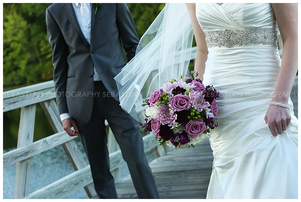 Sebastian_Photography_Wedding_LakeofIsles_25.jpg