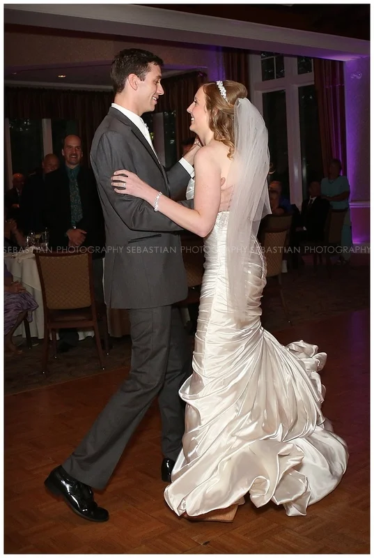 Sebastian_Photography_Wedding_LakeofIsles_32.jpg