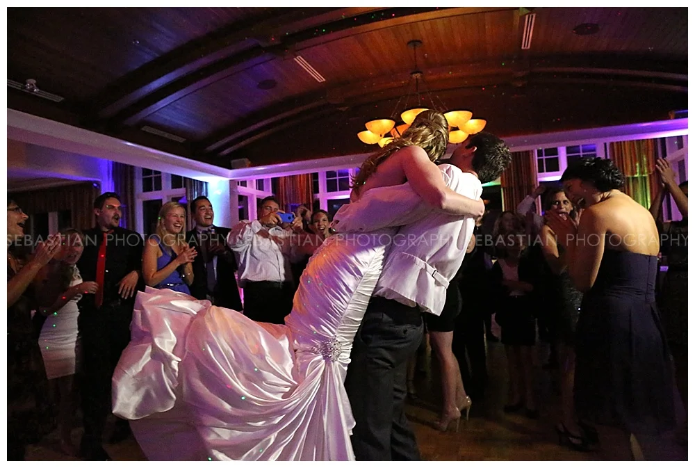 Sebastian_Photography_Wedding_LakeofIsles_33.jpg