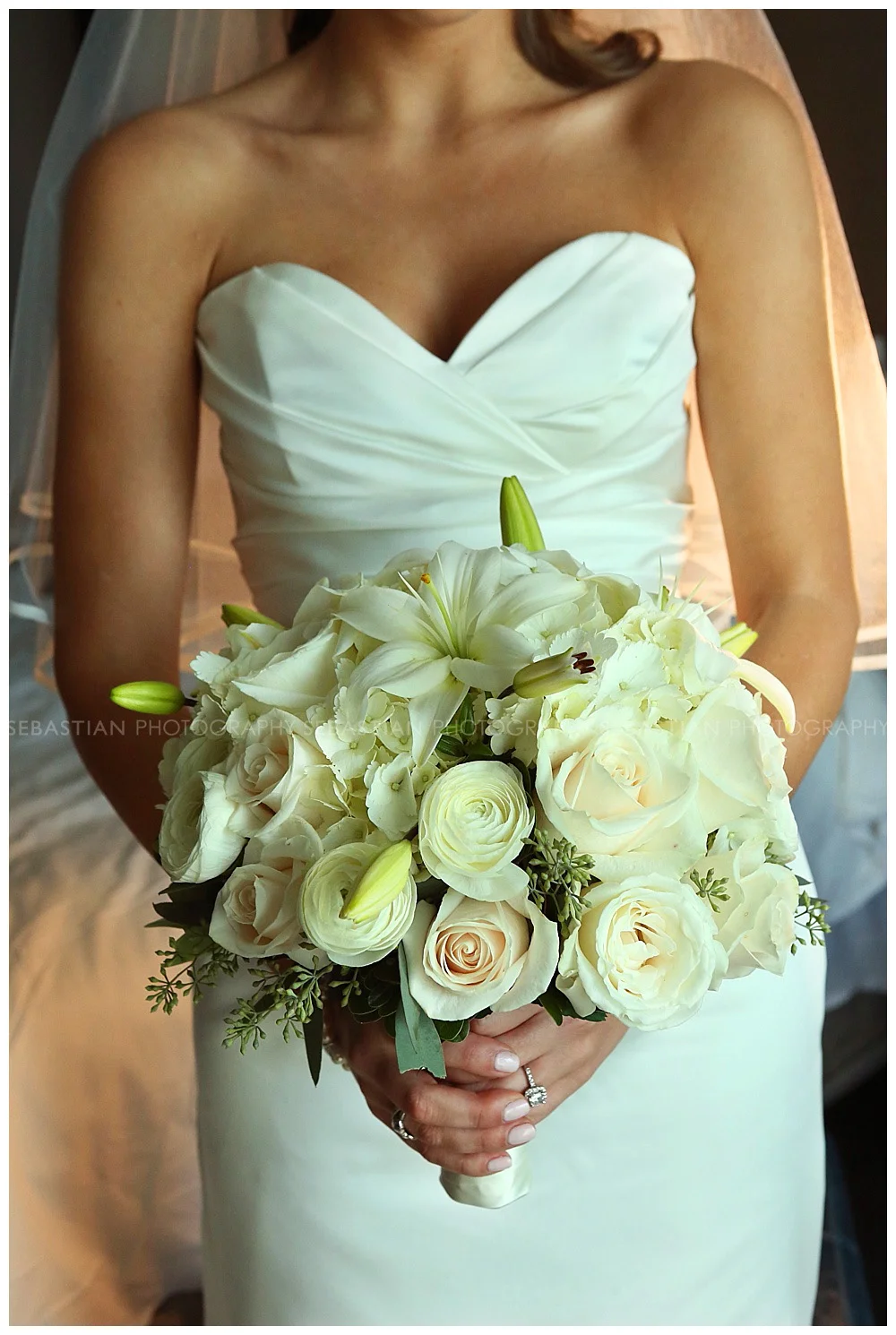 Sebastian_Photography_Wedding_LakeOfIsles_05 copy.jpg