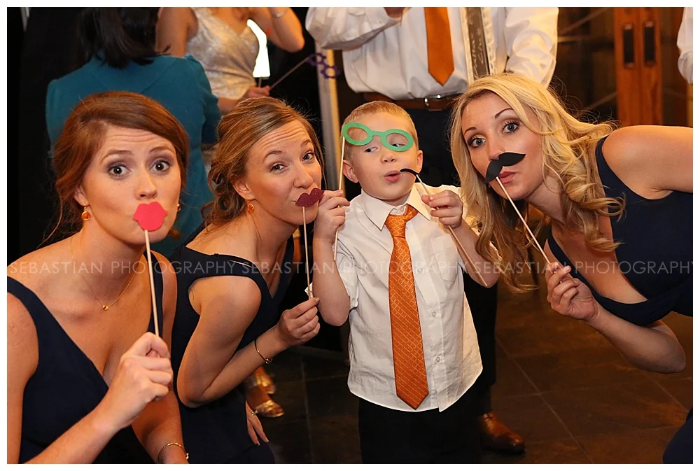 Sebastian_Photography_Wedding_LakeOfIsles_54.jpg