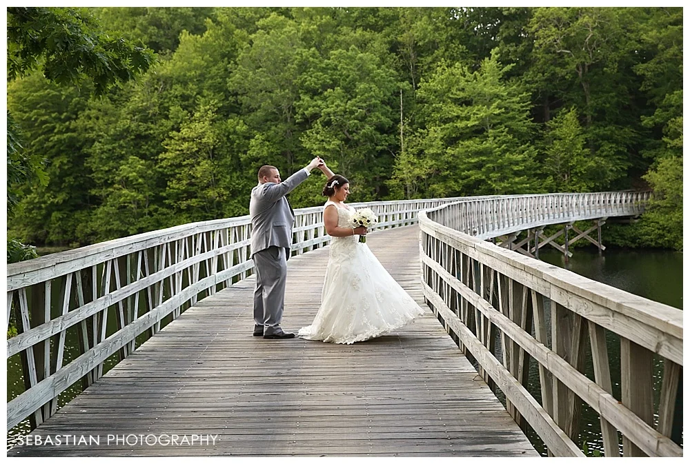 Sebastian_Photography_Studio_CT_Wedding_Lake_Of_Isles_Golf_Foxwoods_023.jpg