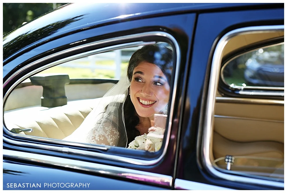 Sebastian_Photography_Studio_Wedding_Connecticut_Bride_Groom_Backyard_Fall_Autumn_NewEngland_010.jpg