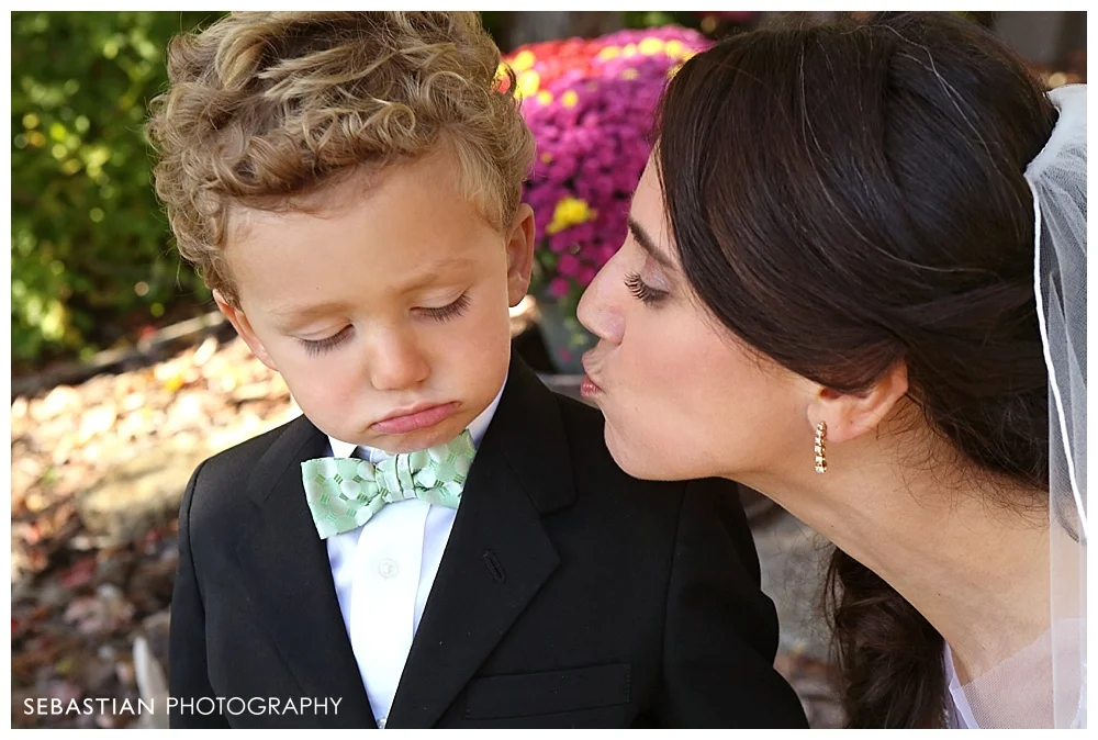 Sebastian_Photography_Studio_Wedding_Connecticut_Bride_Groom_Backyard_Fall_Autumn_NewEngland_012.jpg