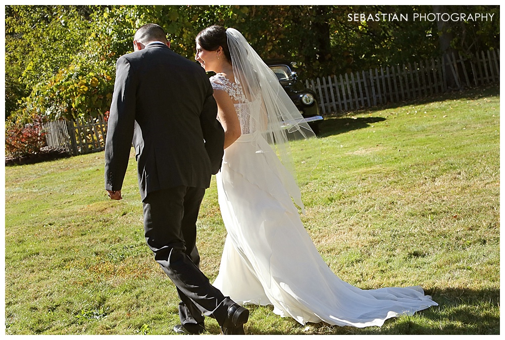 Sebastian_Photography_Studio_Wedding_Connecticut_Bride_Groom_Backyard_Fall_Autumn_NewEngland_023.jpg