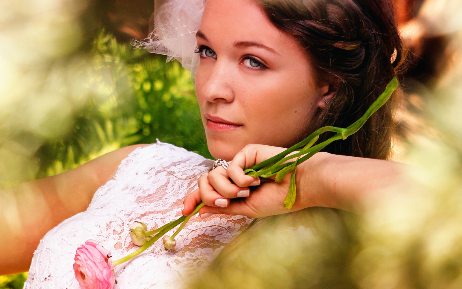 Sebastian_Photography_Garden_Bride_Photoshoot.jpg