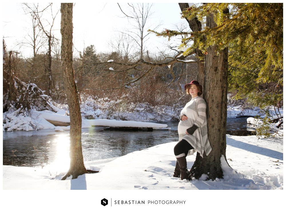 Sebastian Photography_Maternity Photo_Winter Maternity_Snow Photo Shoot_Kopcza_6001.jpg