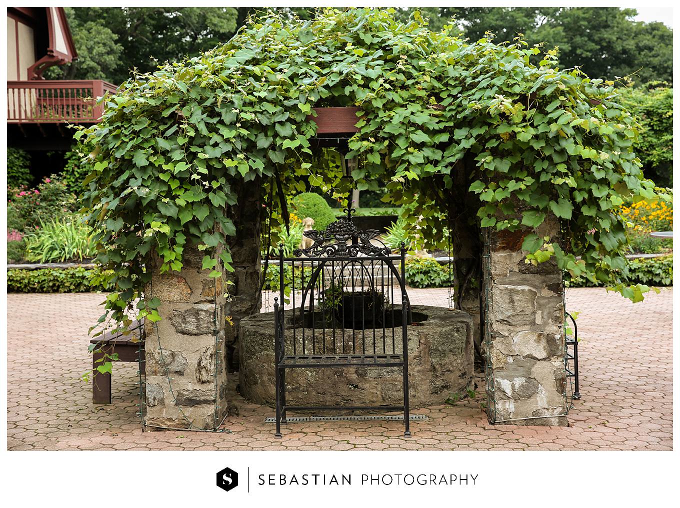Sebastian Photography_Saint Clements Castle Wedding_CT Wedding Photographer__7047.jpg