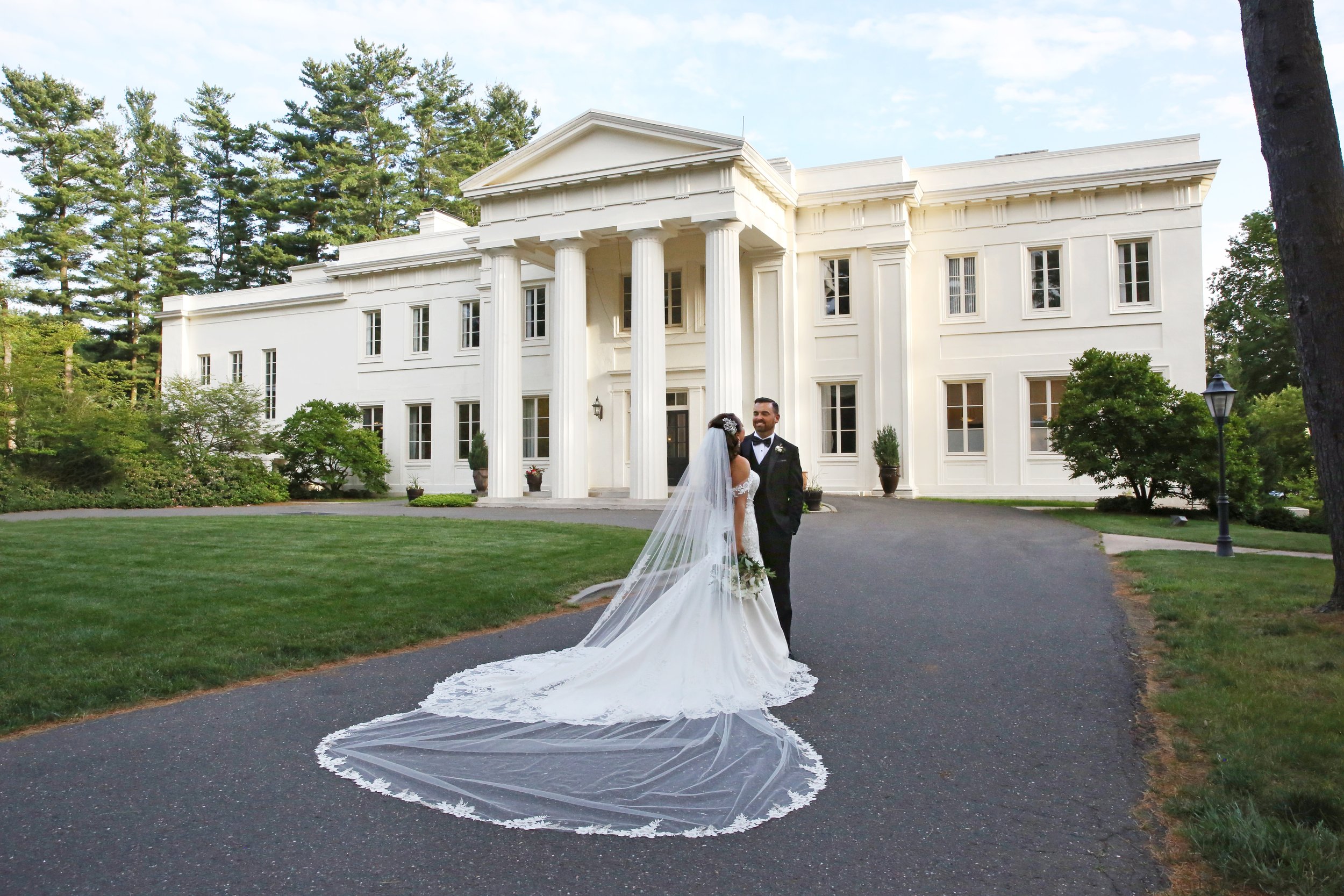 Holly  +  Dan  |  CT Wedding  |  Wadsworth Mansion