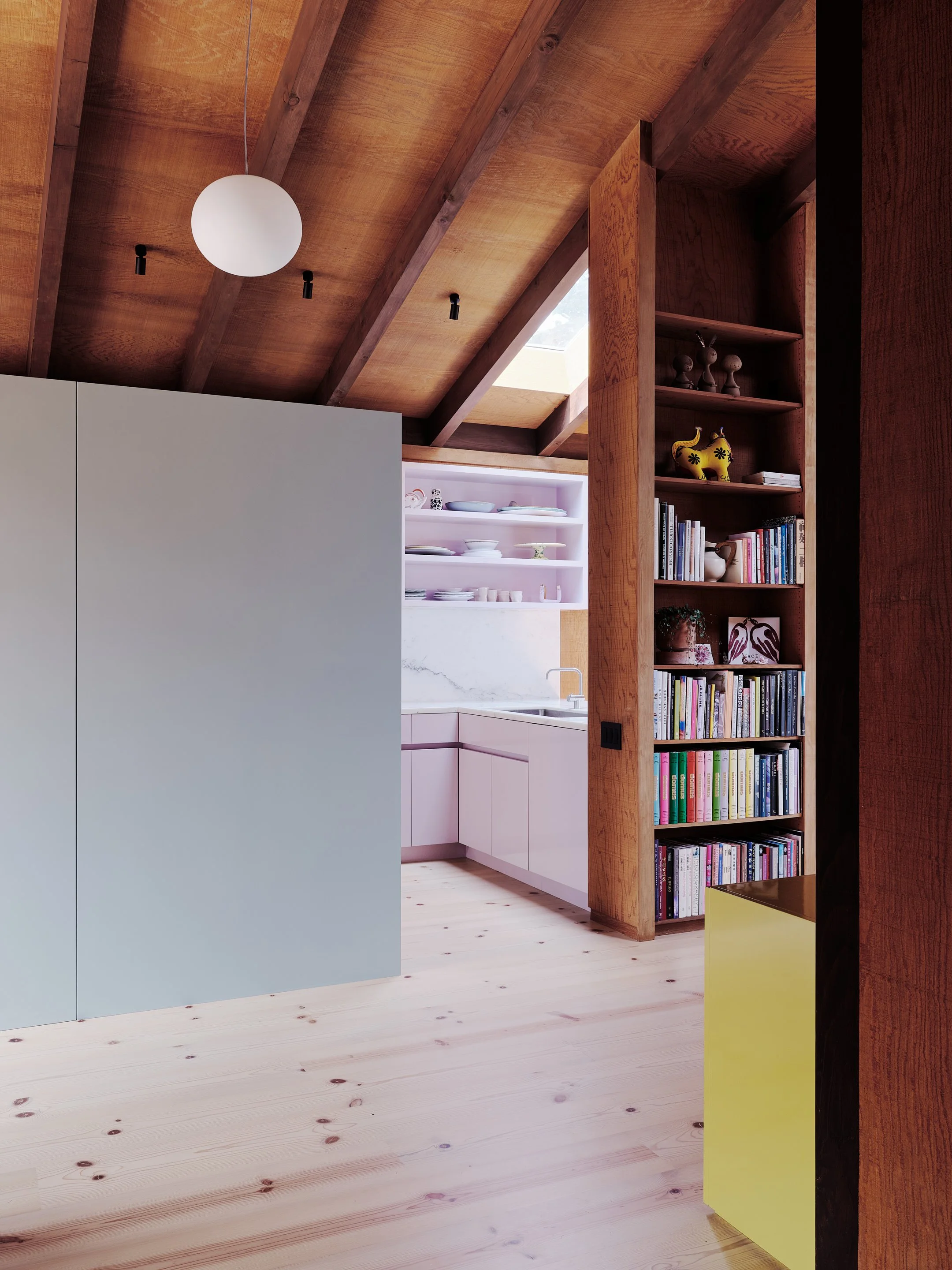 7_Studio Terpeluk - Redwood House ©Joe Fletcher.jpg