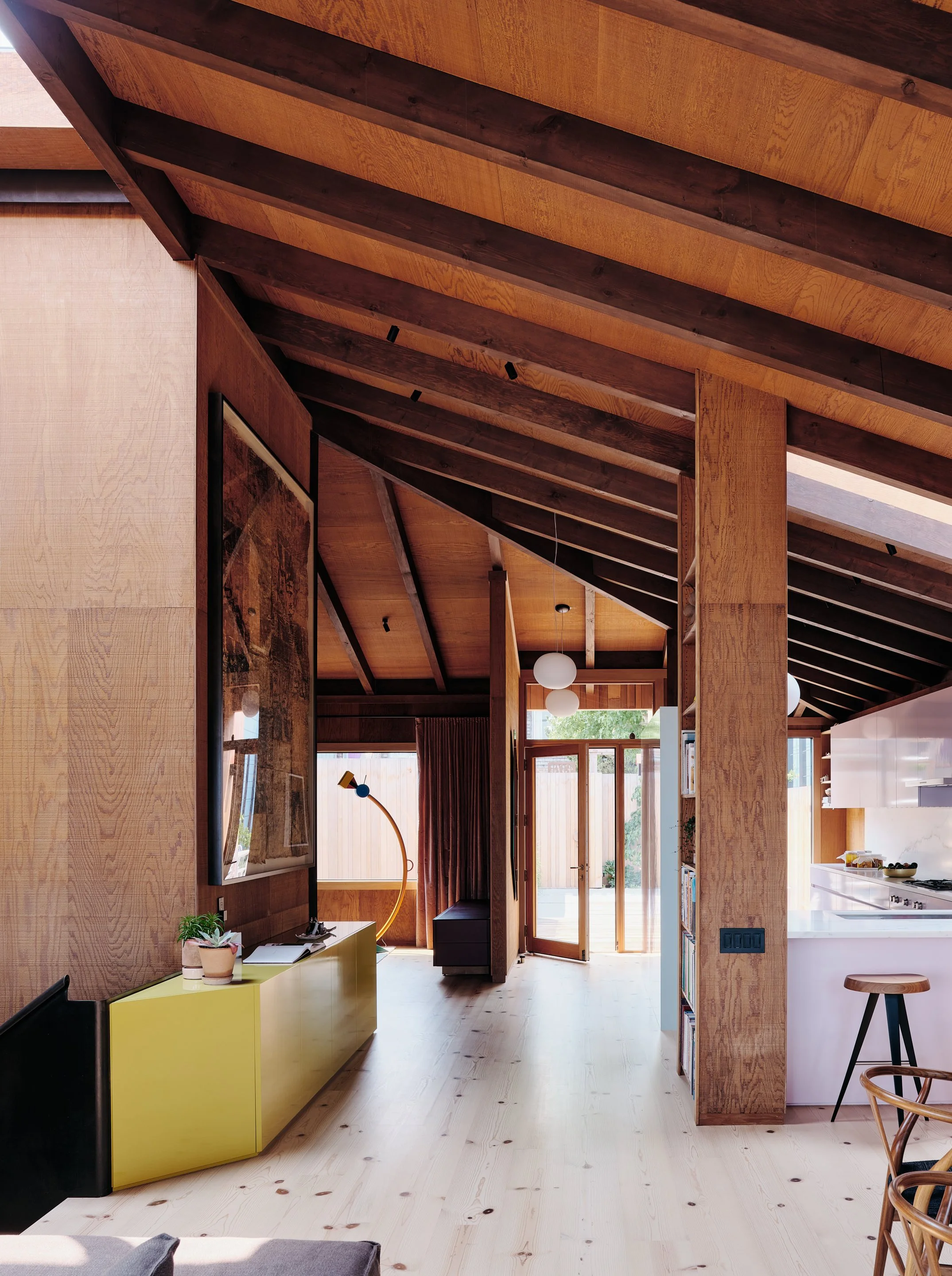 8_Studio Terpeluk - Redwood House ©Joe Fletcher.jpg