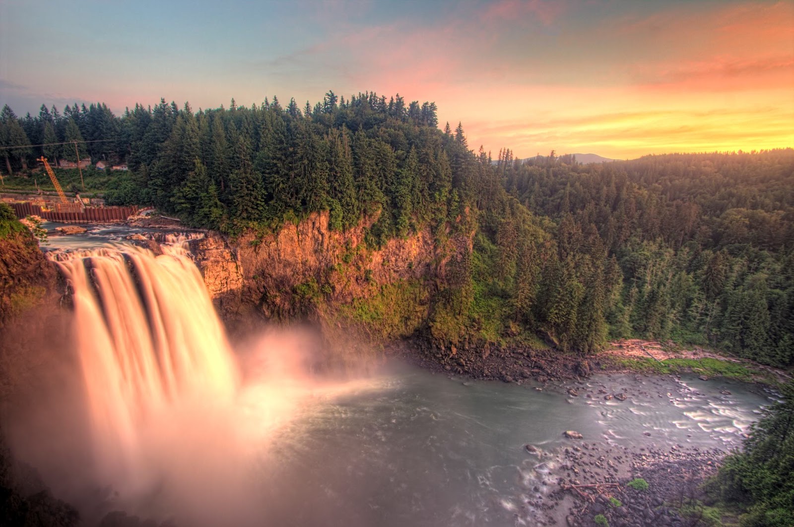 Sunset at Snoqualmie Falls, Washington.jpg