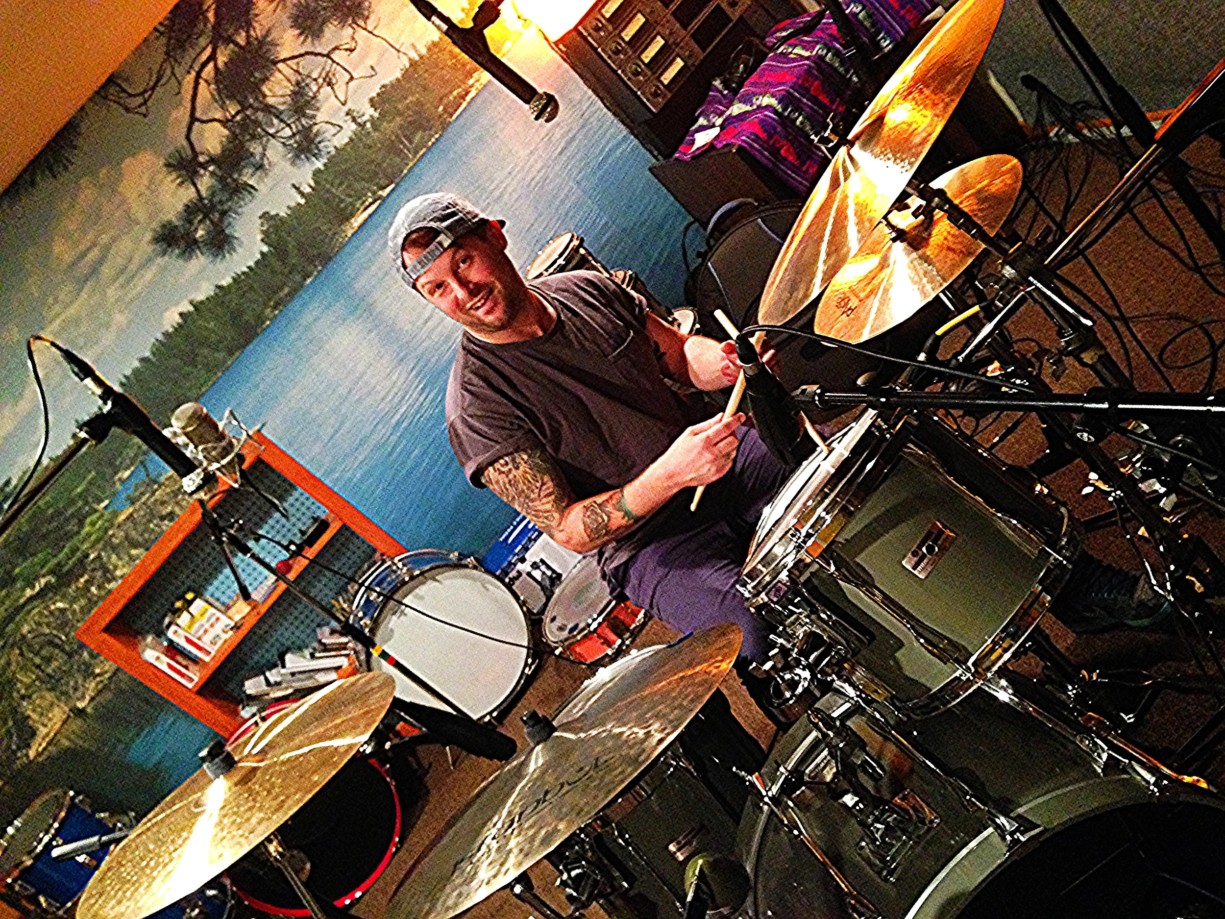 DRUMS TODAY WITH THE INCOMPaRABLE JOE MENGIS