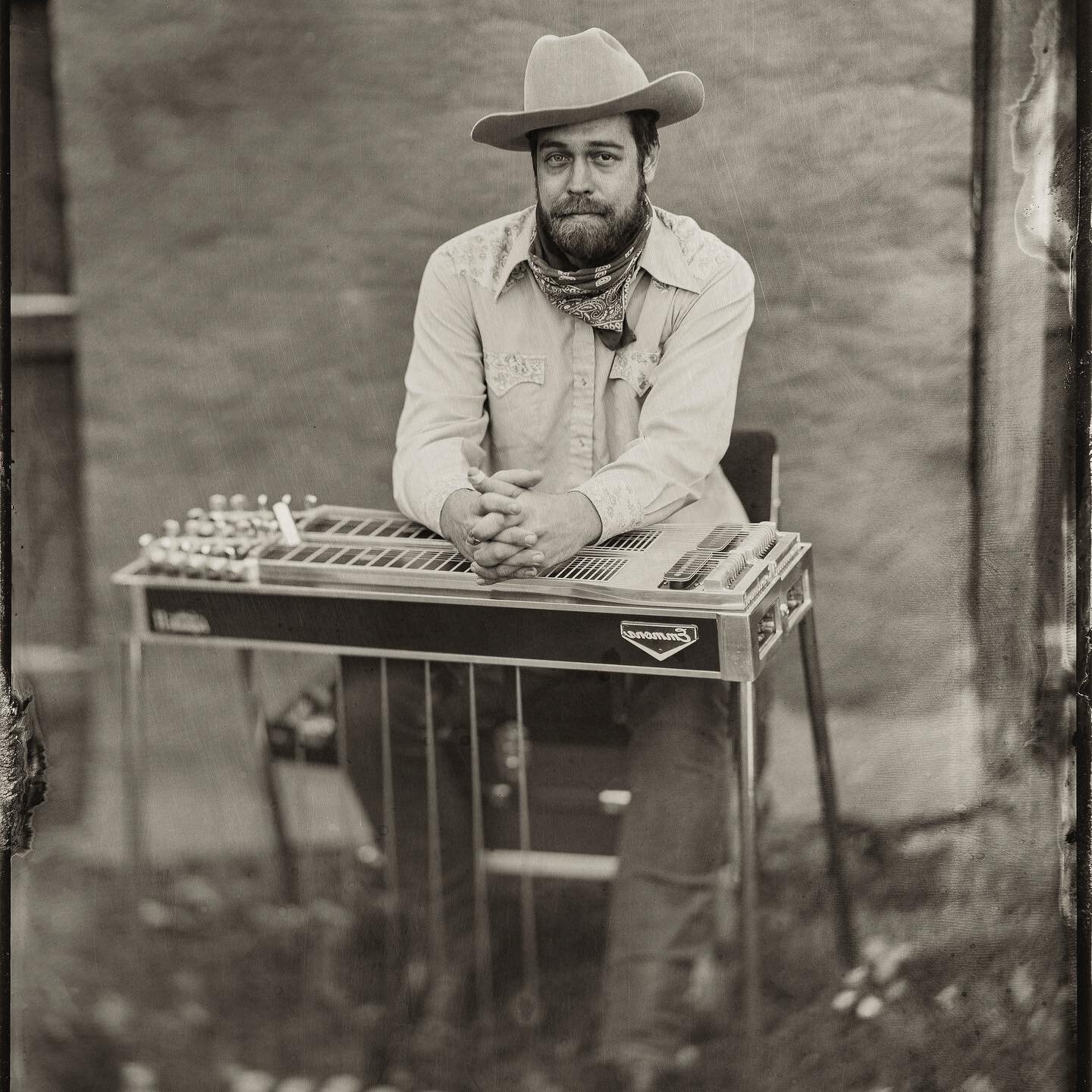 { 𝟻𝚇𝟽 𝚃𝙸𝙽𝚃𝚈𝙿𝙴 𝙿𝙾𝚁𝚃𝚁𝙰𝙸𝚃 } Neil the Steel. / @steel_jones 
.
F5 @ 5 MISSISSIPPIS ⛅️ 
UVP X Collodion
.
Shoot in the backyard of @sierraelizabethferrell &lsquo;s house. With our good buddy @kmiduggan holding the reflector. 
&mdash;&mda
