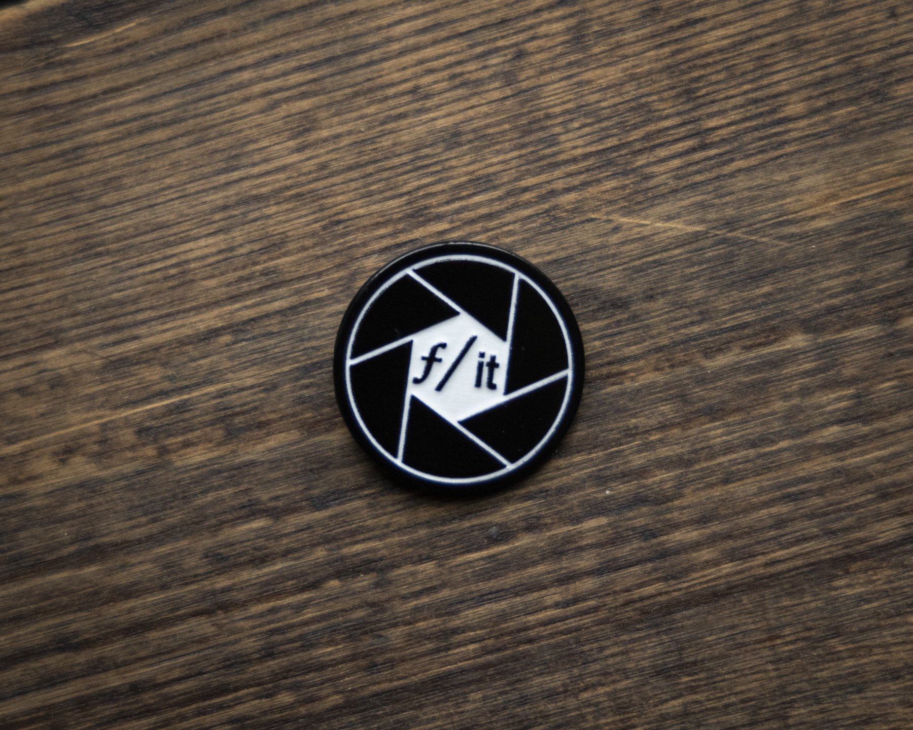 F/it : Photographer Enamel Pin