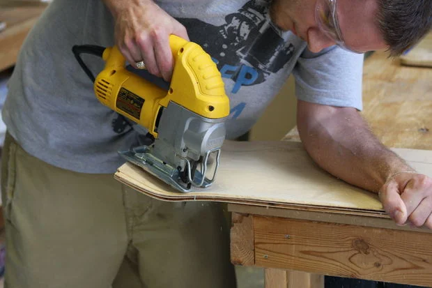 Layout, Cut and Finish a Skateboard