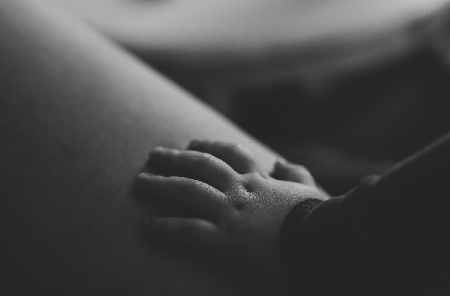 3/366 | When those little chubby hands rest on my leg. I die. 