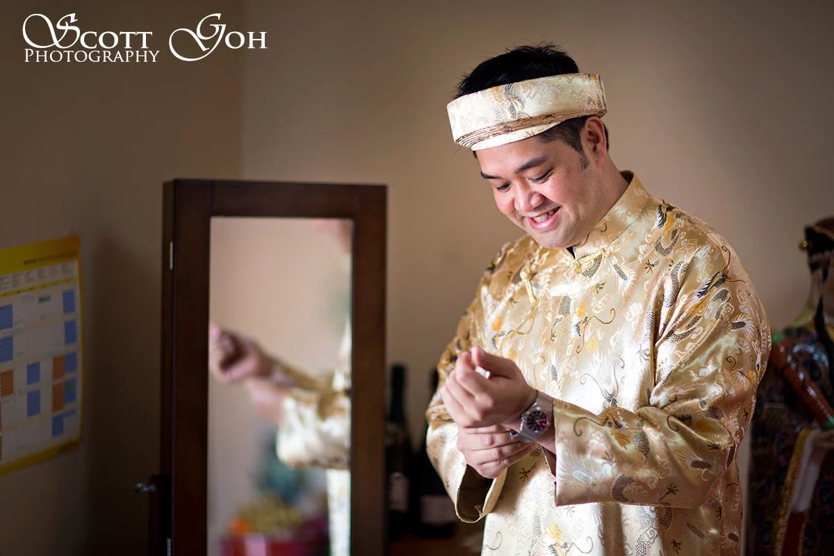 groom prep wedding photo