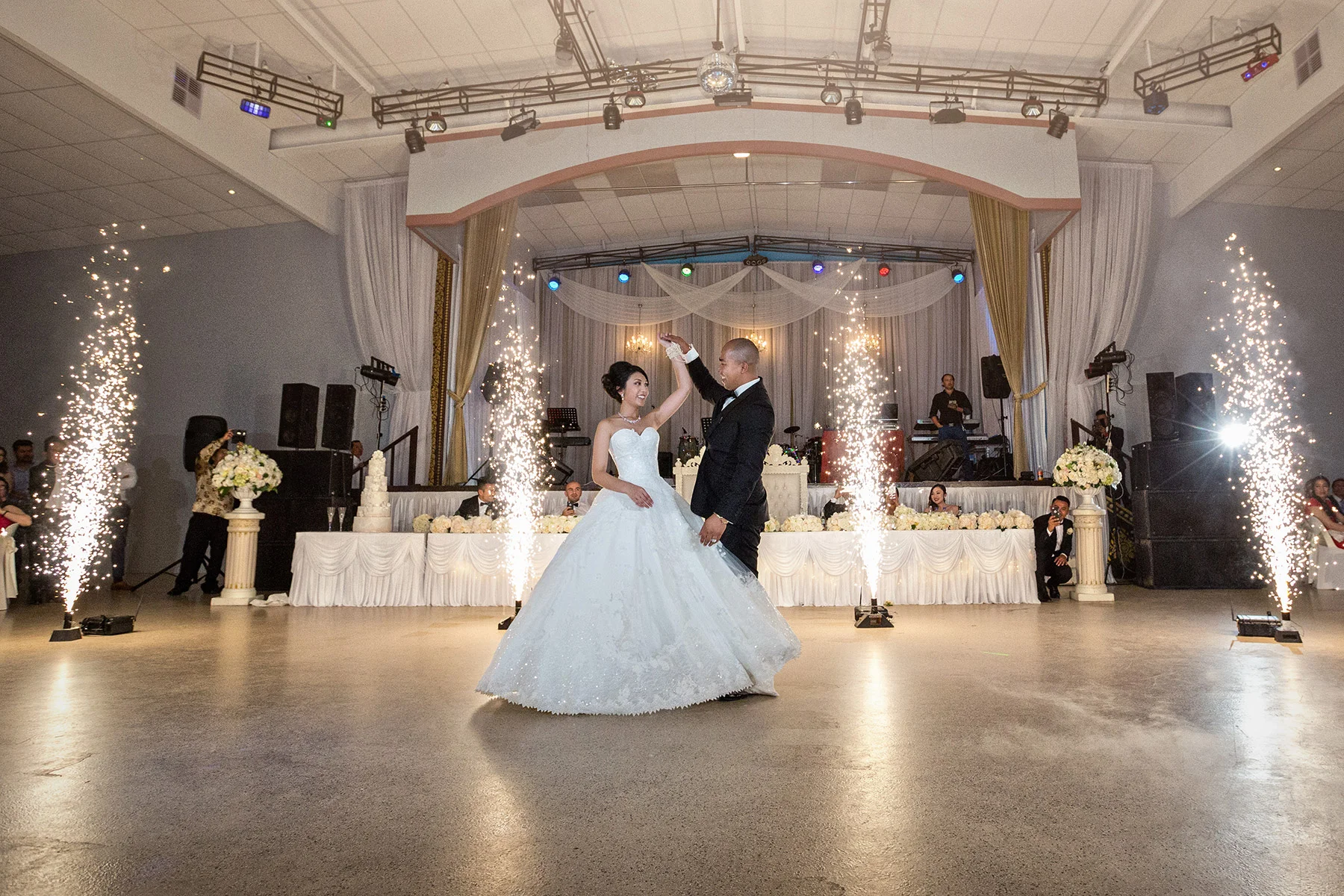 Cambodian hall first dance wedding