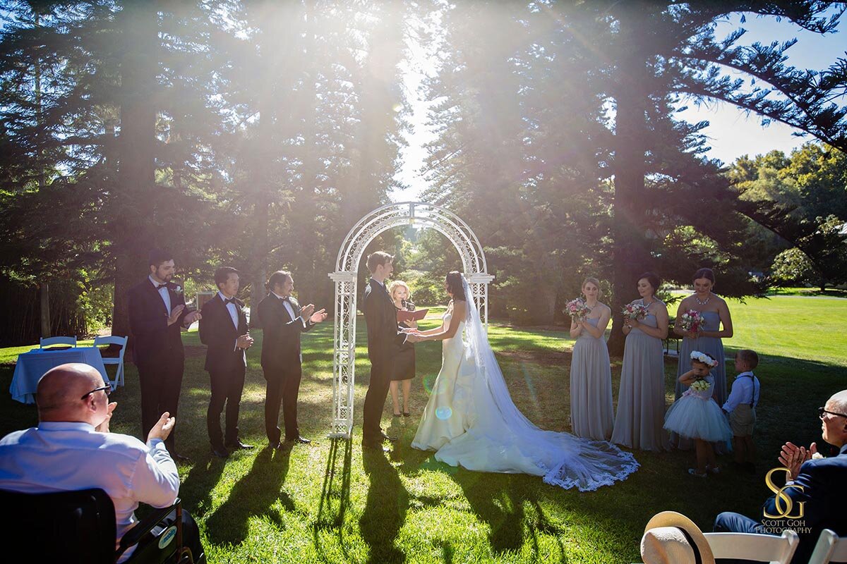 Adelaide Botanic Garden Wedding 0075.jpg