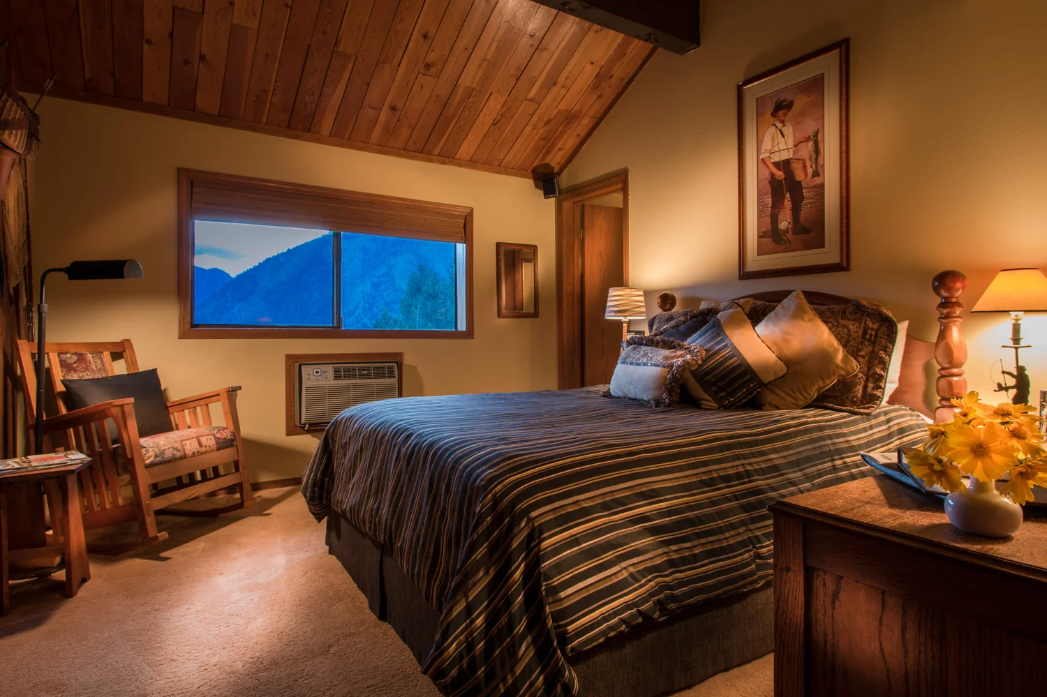 Lodge - The Sportsman Room
