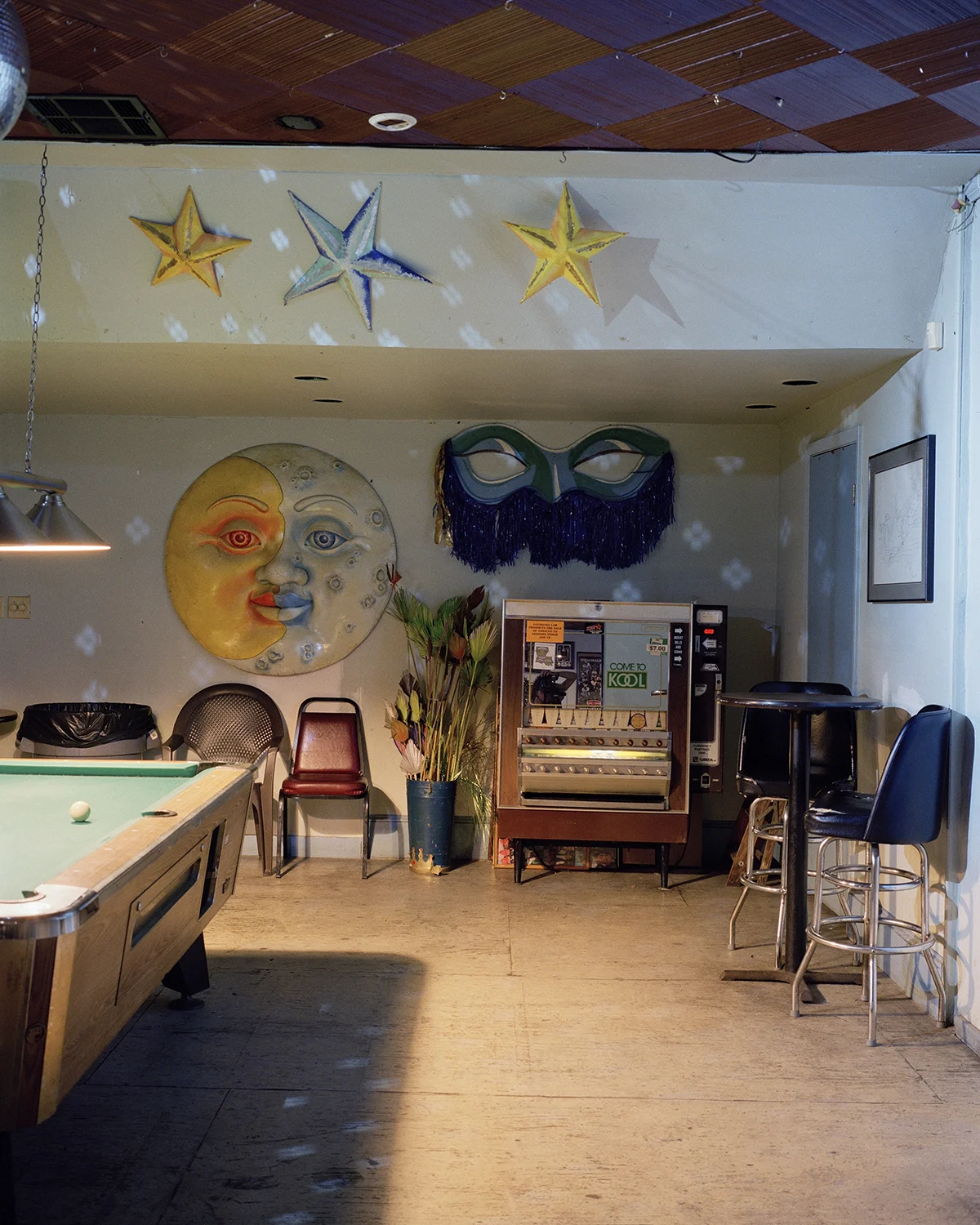 Chartres Street (Friendly Bar I)