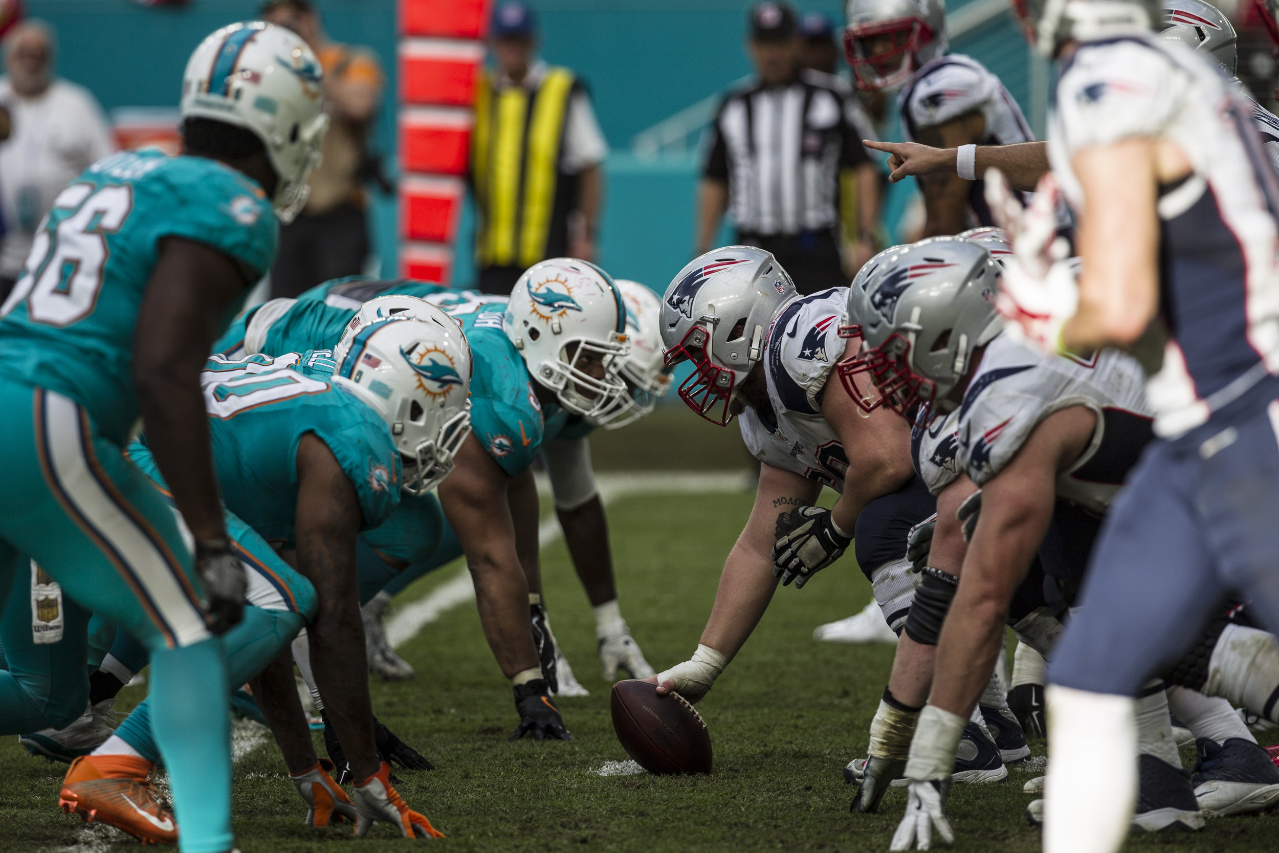  The Miami Dolphins hosted the New England Patriots at Hard Rock Stadium in Miami Gardens, Florida, &nbsp;on January 1, 2017. 