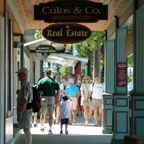 Downtown Shops_cropped.jpg