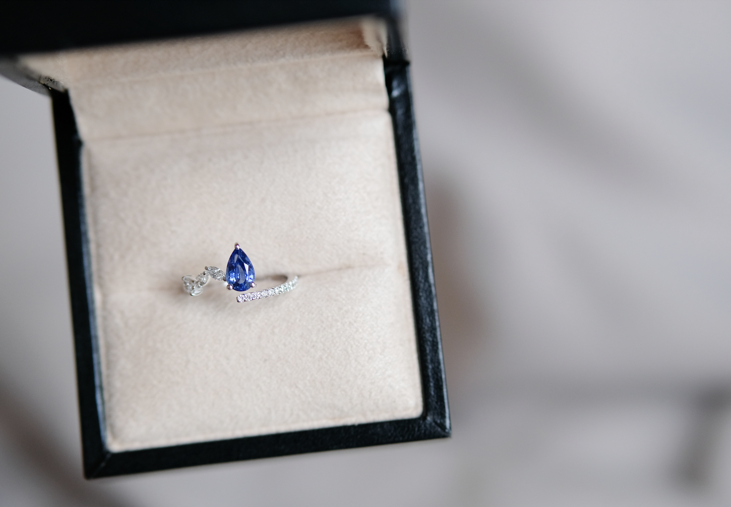 Anidea J Sapphire Engagement ring.png