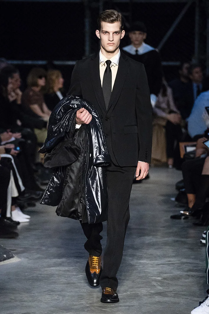 burberry-rf19-0523.jpg
