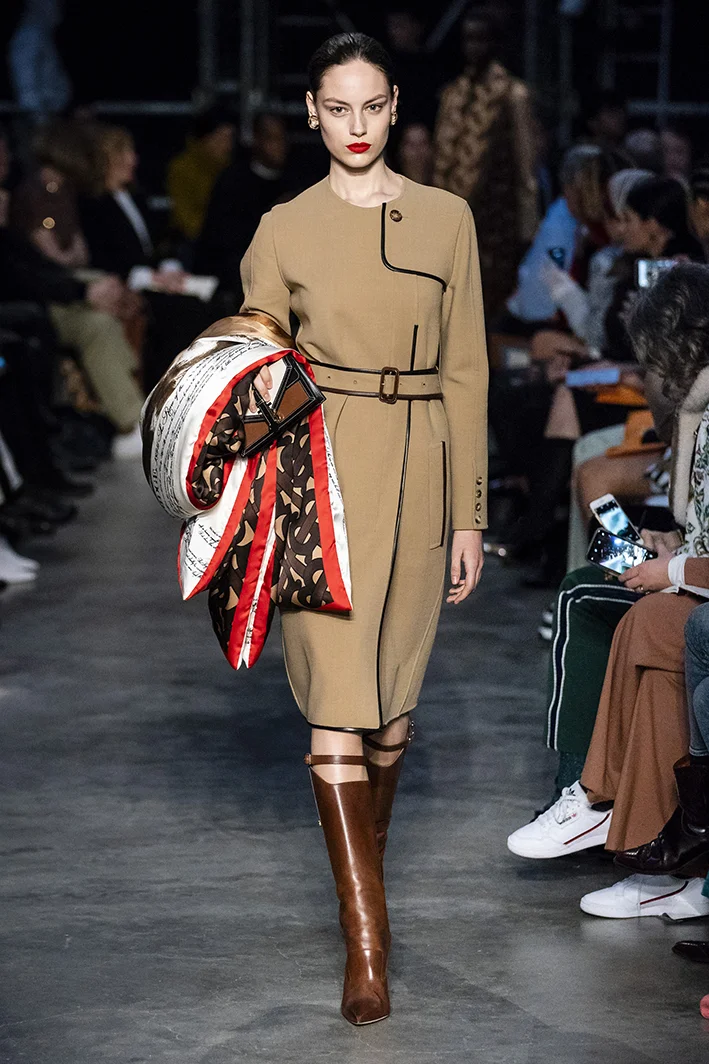 burberry-rf19-0626.jpg
