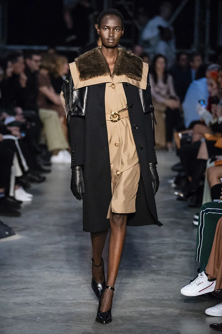 burberry-rf19-0897.jpg