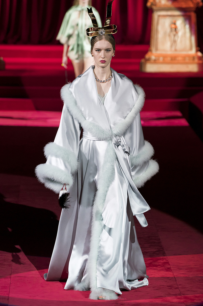 dolce-e-gabb-rf19-0201.jpg