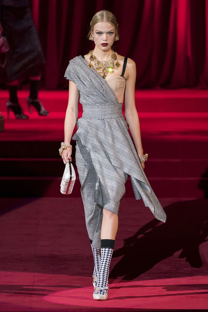 dolce-e-gabb-rf19-0485.jpg