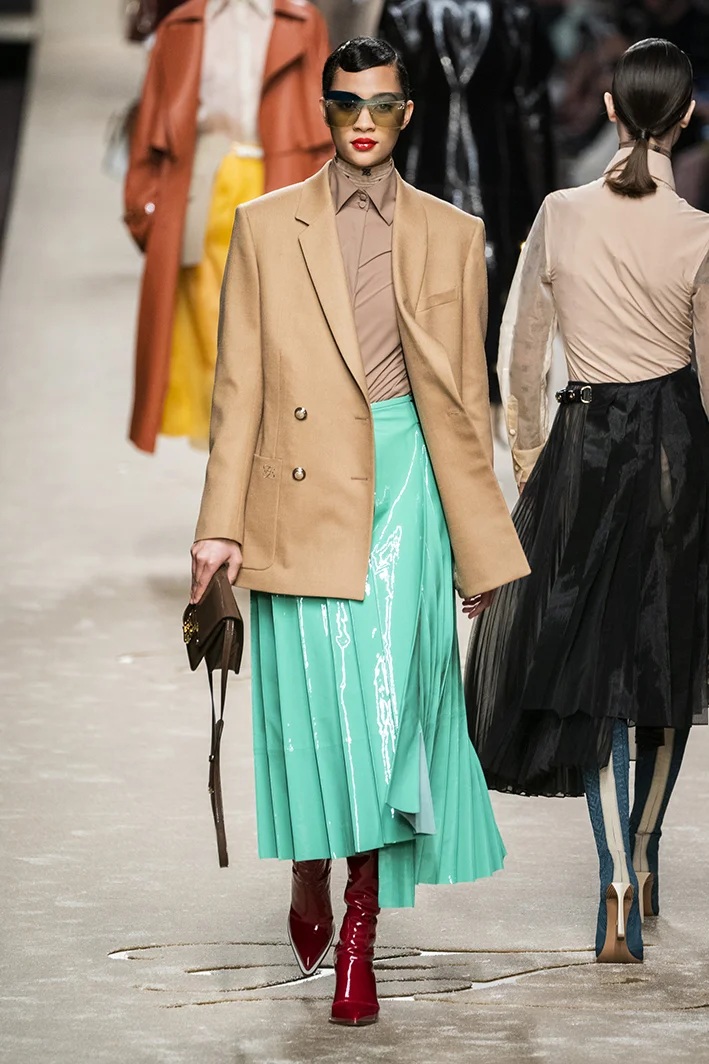 fendi-rf19-0118.jpg