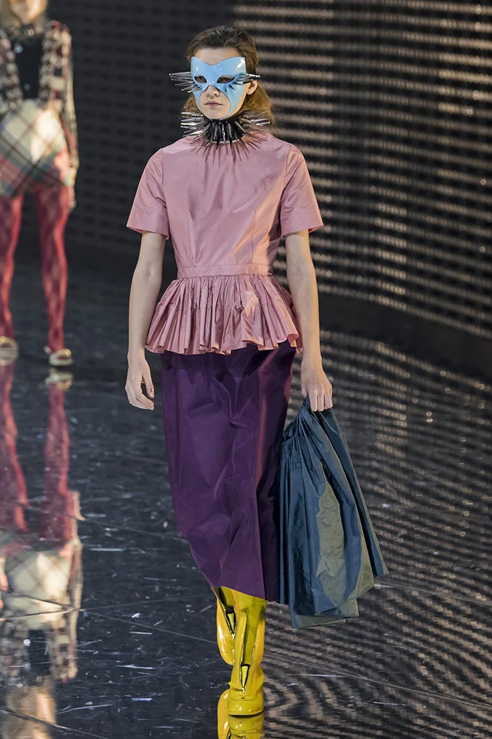 gucci-rf19-0204.jpg