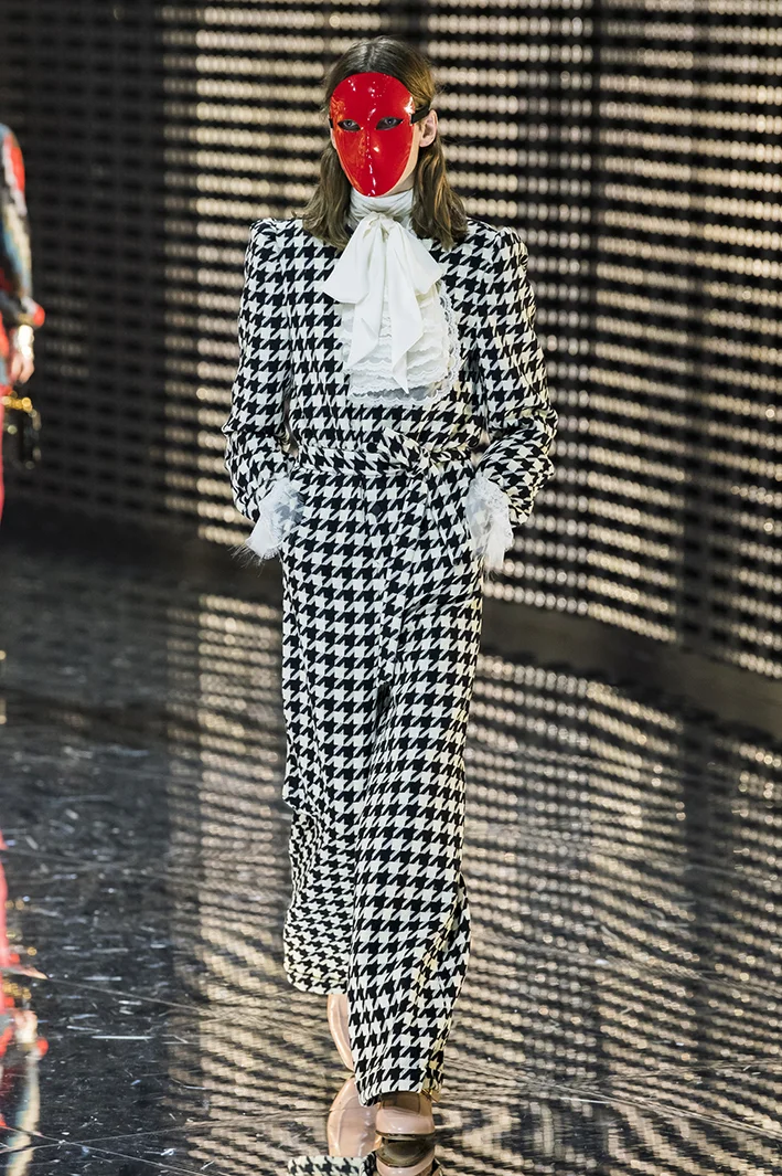 gucci-rf19-0717.jpg