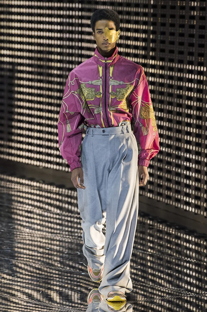 gucci-rf19-0814.jpg