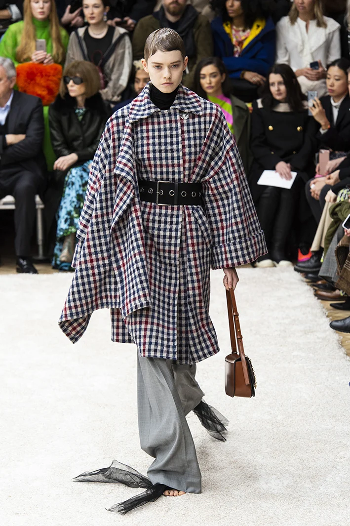 jw-anderson-rf19-0701.jpg