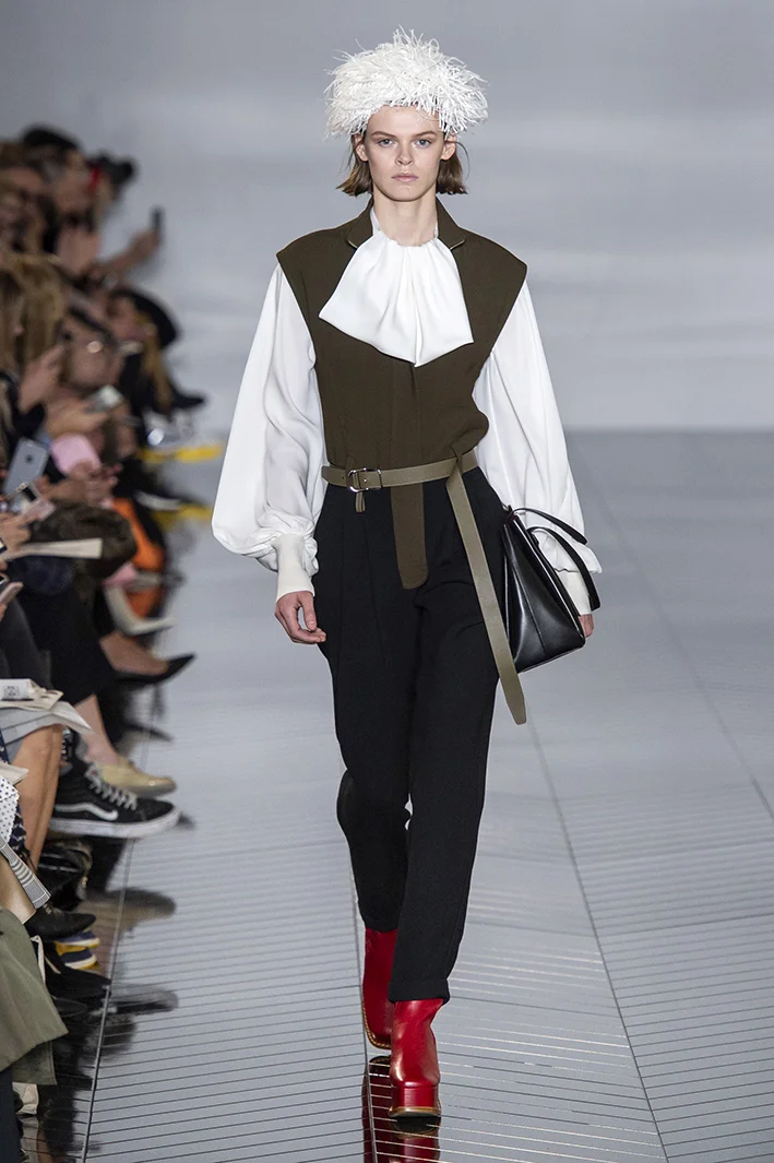 loewe-rf19-4482.jpg