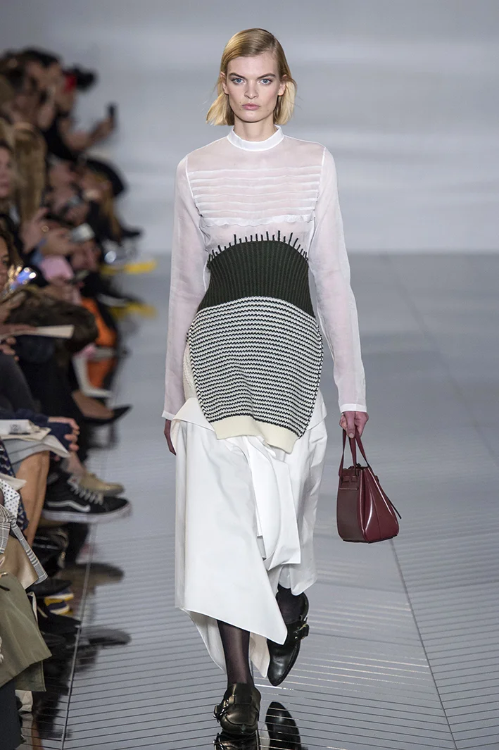 loewe-rf19-4505.jpg