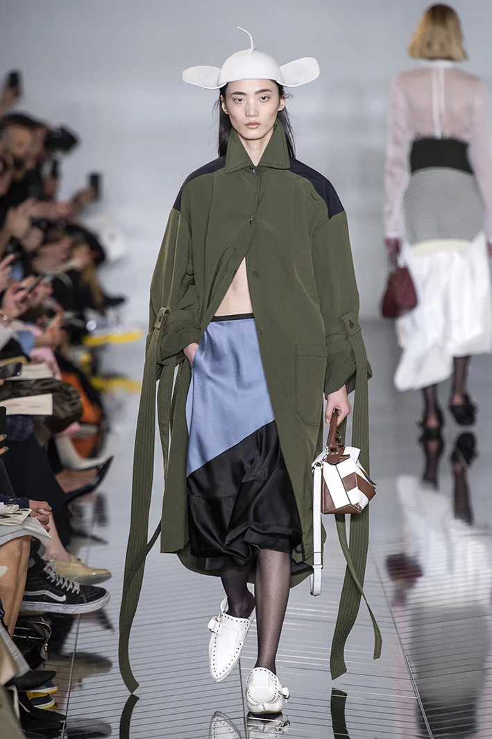 loewe-rf19-4622.jpg
