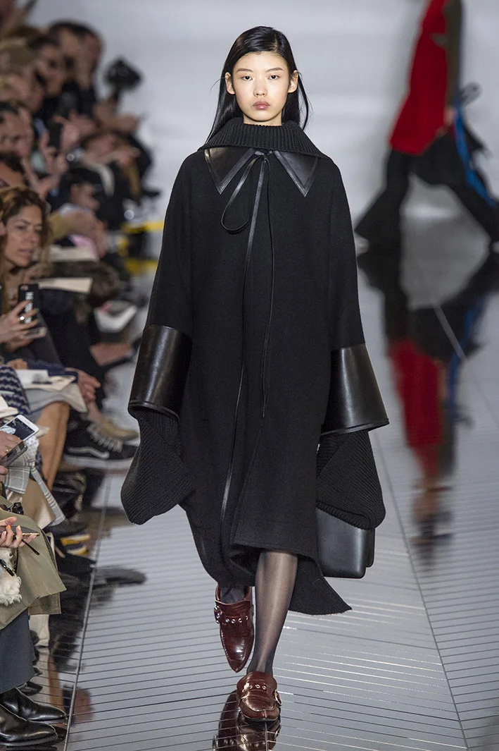 loewe-rf19-4689 (1).jpg