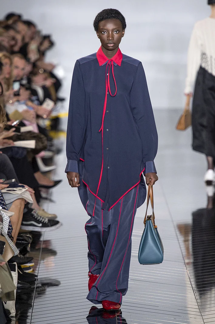 loewe-rf19-4741.jpg