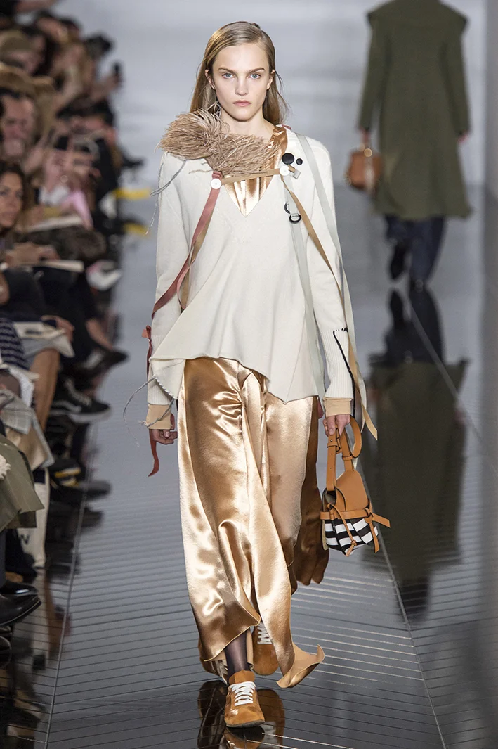 loewe-rf19-5173.jpg