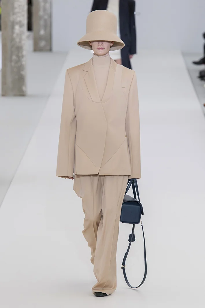 nina-ricci-rf19-0861.jpg